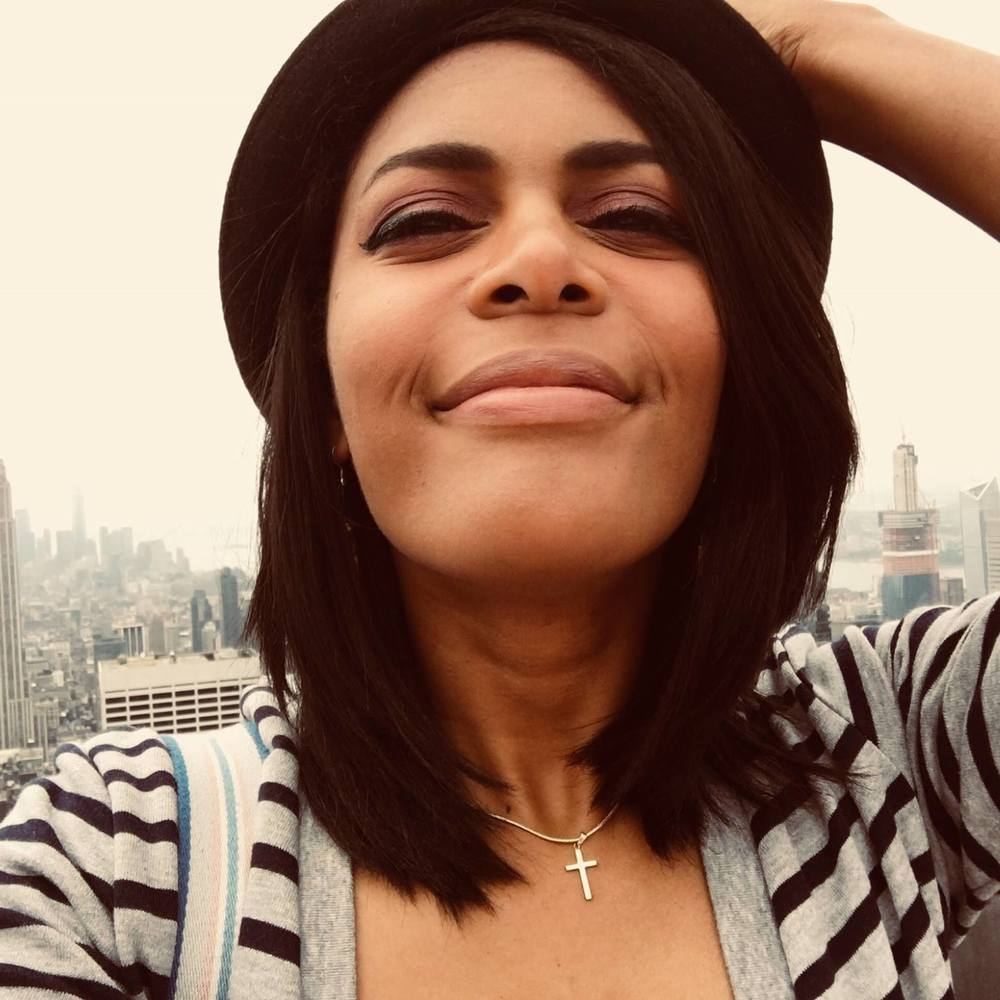 Meet your Posher, Saira